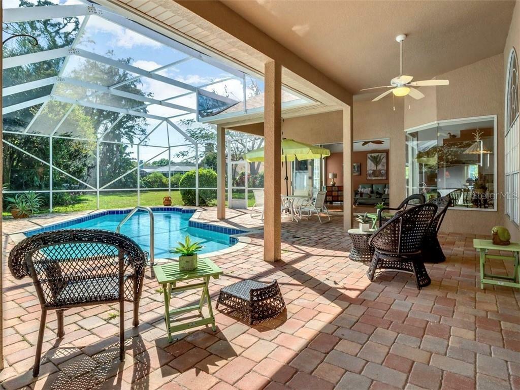 Property Photo:  3273 Lordmall Court  FL 32765 