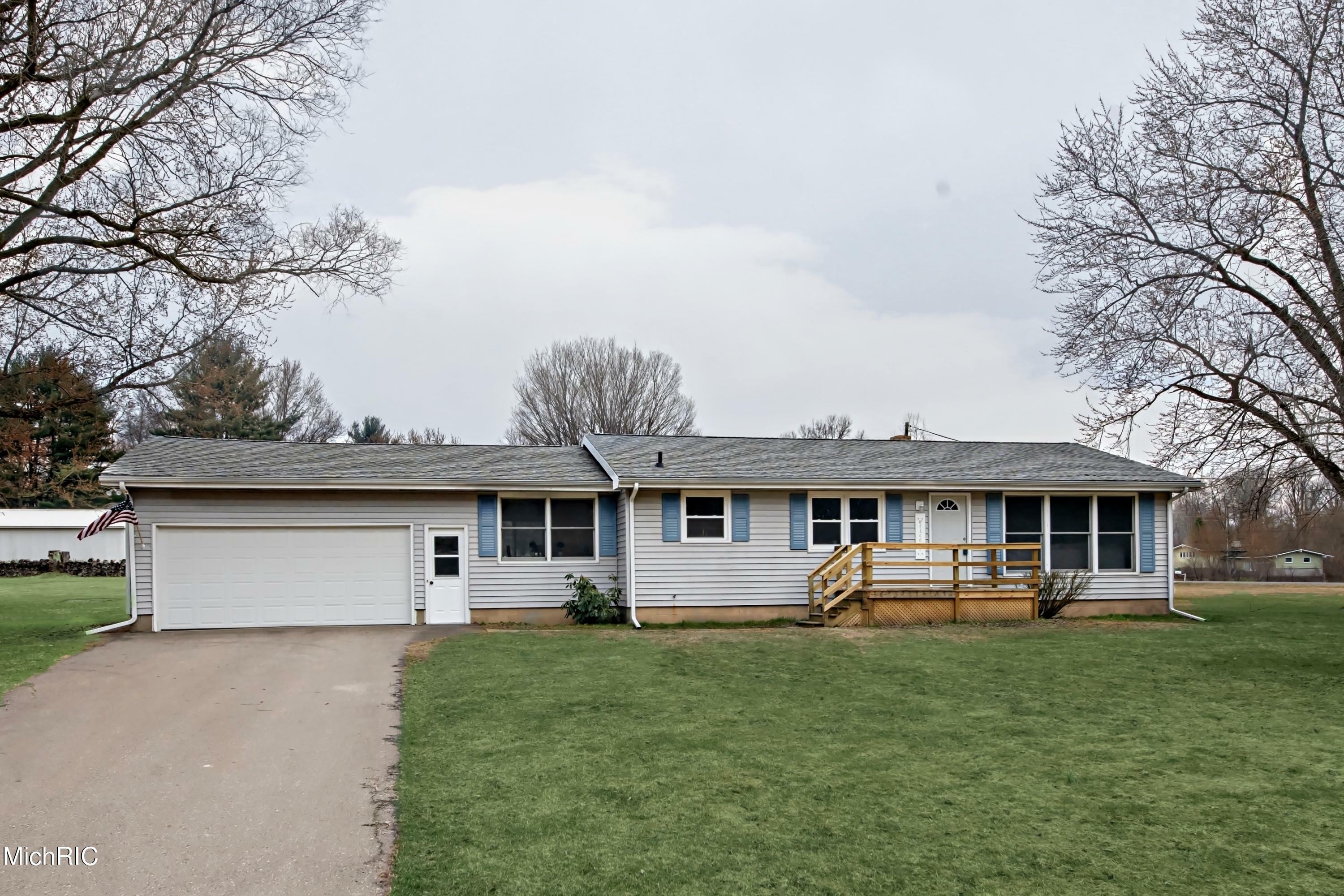 Property Photo:  2850 Watson Road  MI 49126 