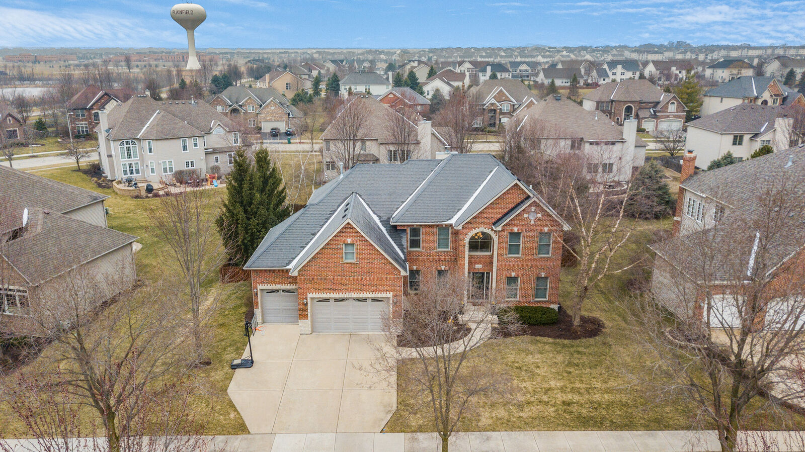 Property Photo: 12928 Alpine Way IL 60585