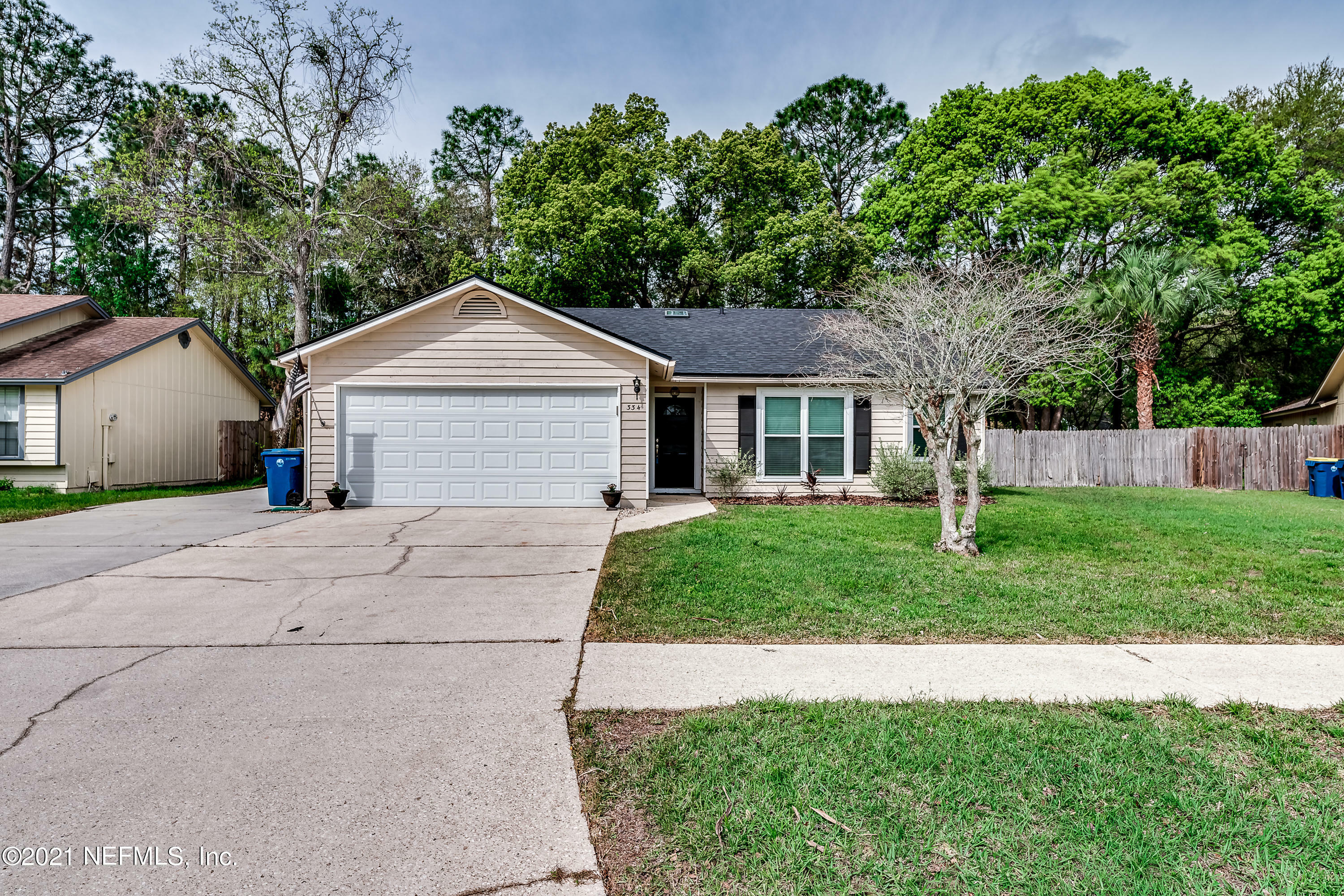 Property Photo:  334 Currituck Drive W  FL 32225 