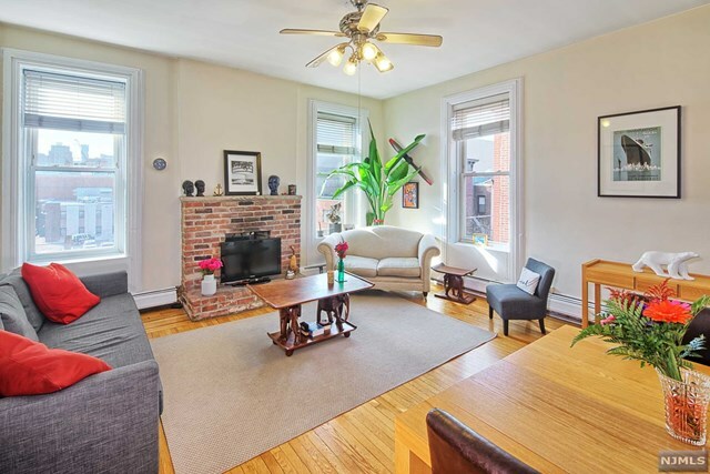 Property Photo:  200 Hudson Street 4B/4R  NJ 07030 