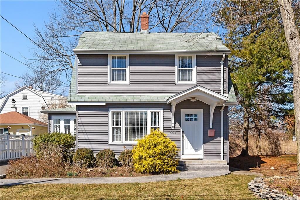 Property Photo:  558 Riverside Drive  CT 06824 