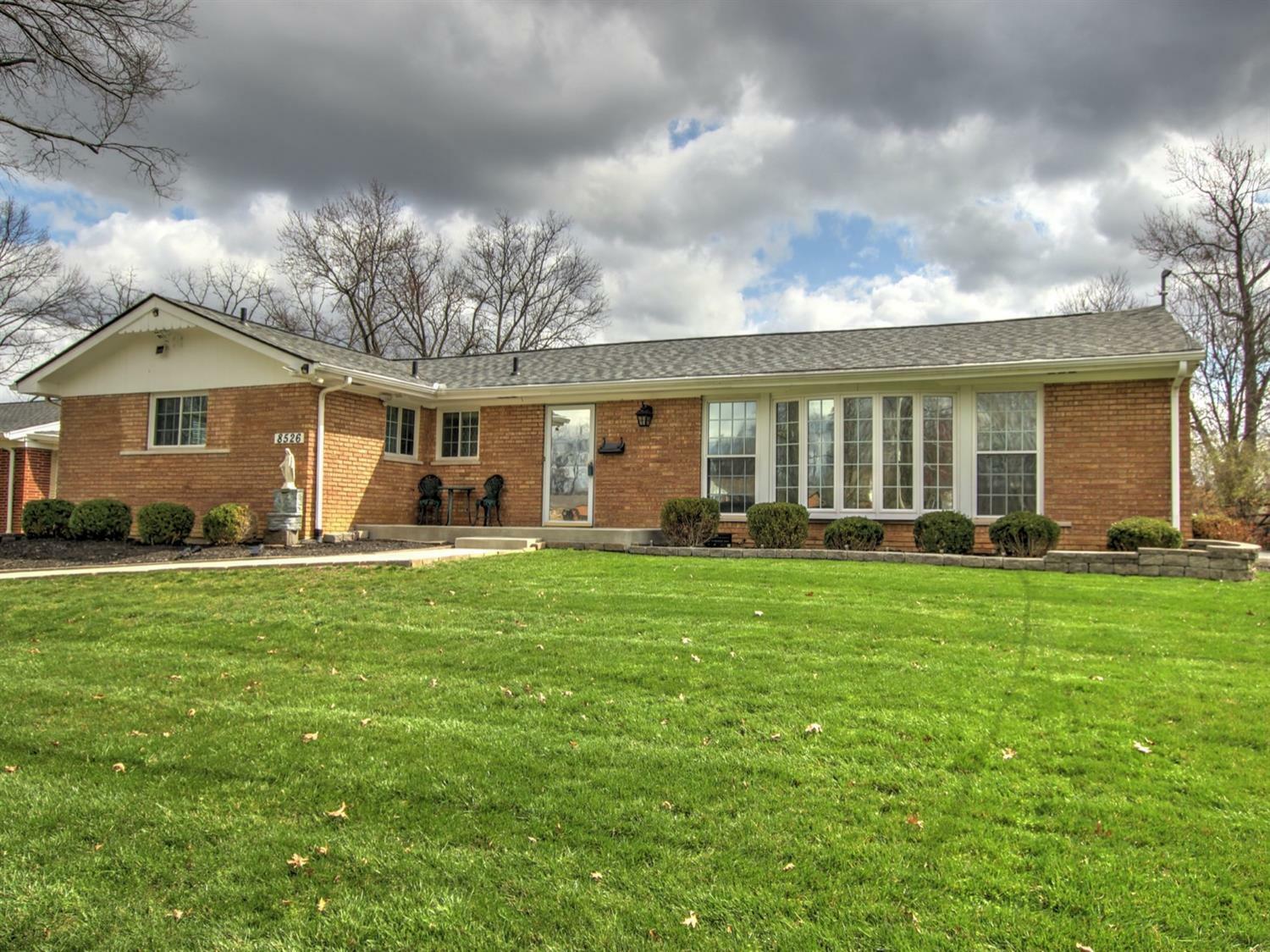 Property Photo:  8526 Highton Ct  OH 45236 