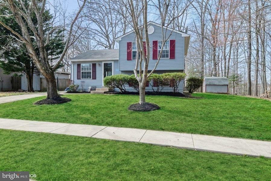 Property Photo:  10105 Queen Elizabeth Drive  MD 20772 