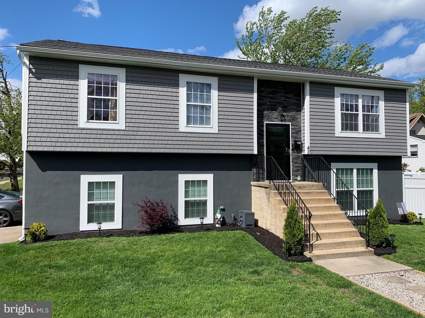 Property Photo:  42 W Linden Avenue  NJ 08108 