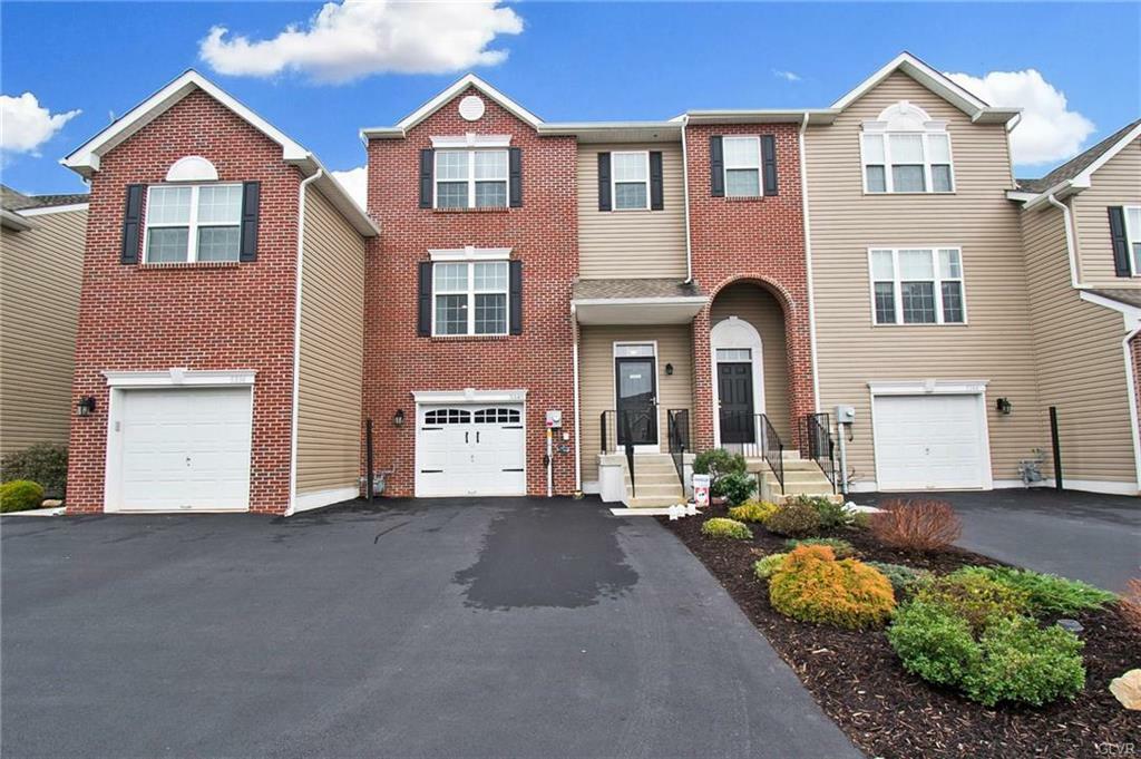 Property Photo: 5340 East Spring Ridge Drive PA 18062