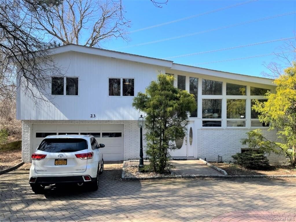 Property Photo: 23 Greenville Road NY 10583
