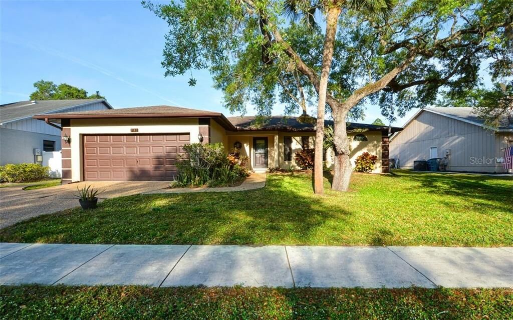 Property Photo:  2182 Black Oak Court  FL 34232 