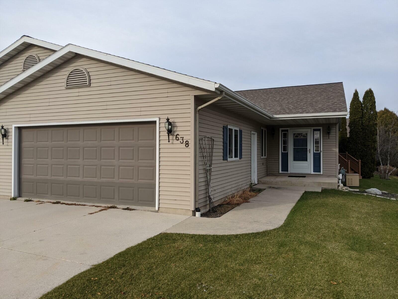 Property Photo: 638 Ohio Ave WI 53070
