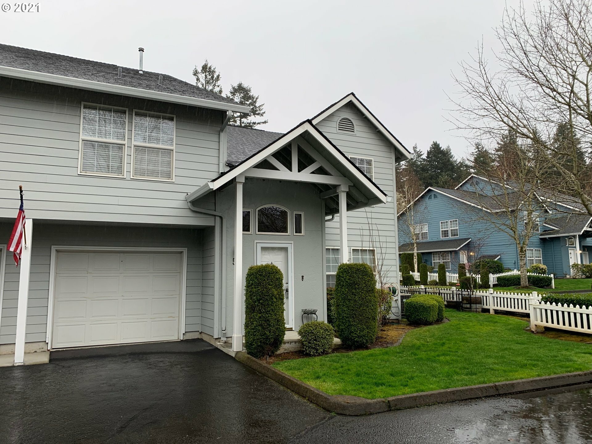 Property Photo:  17200 SE 26th Dr N51  WA 98683 