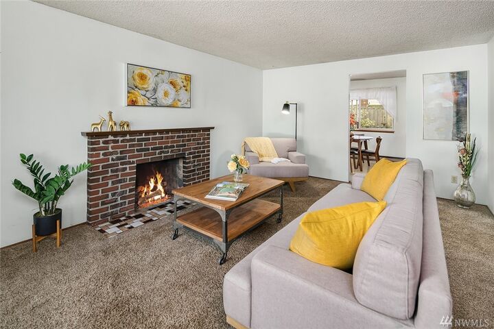 Property Photo:  13617 SE 171st Place  WA 98058 