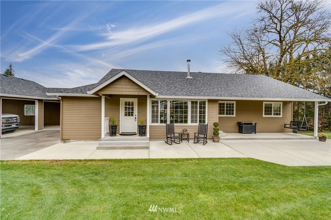 13708 NE 401st Wy, Amboy, WA 98601/3 bath