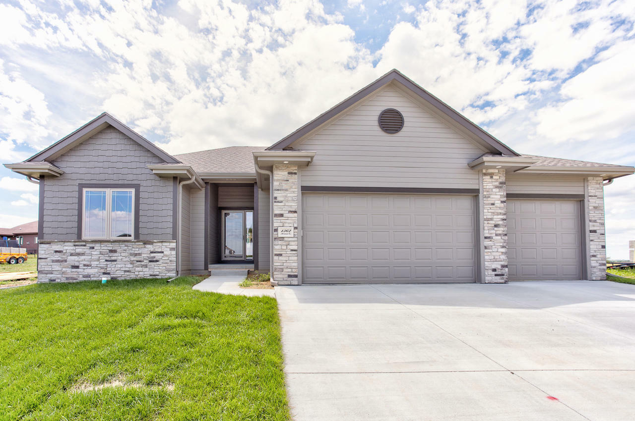 Property Photo: 1362 Abercorn Drive IA 51503