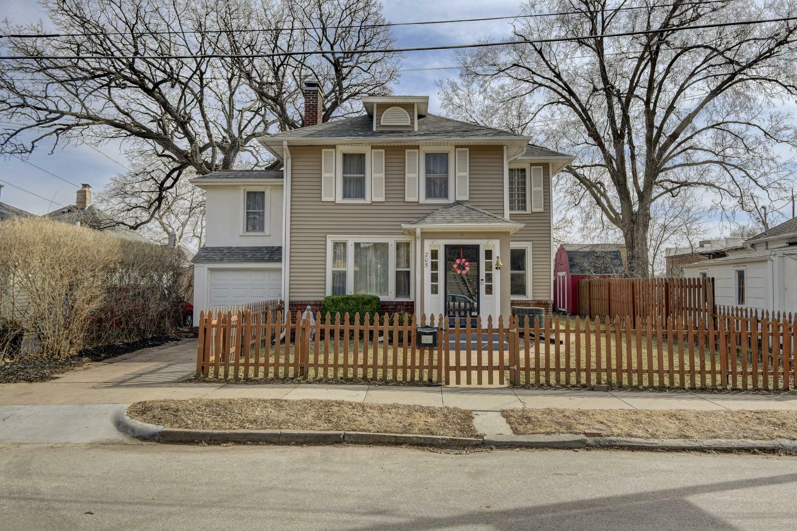 Property Photo:  205 Fletcher  Avenue  IA 51503 