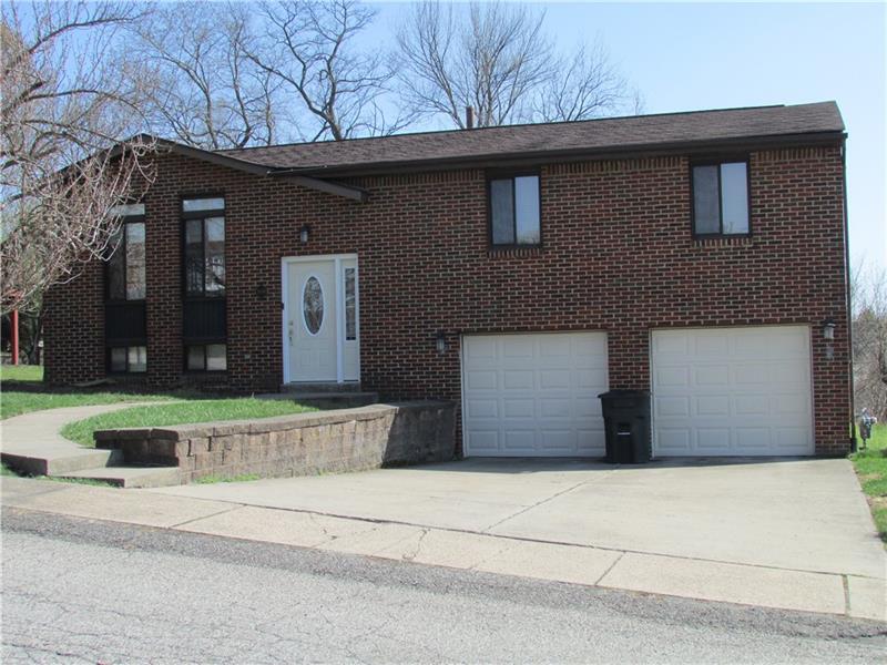 Property Photo:  3049 Greenridge Dr  PA 15147 