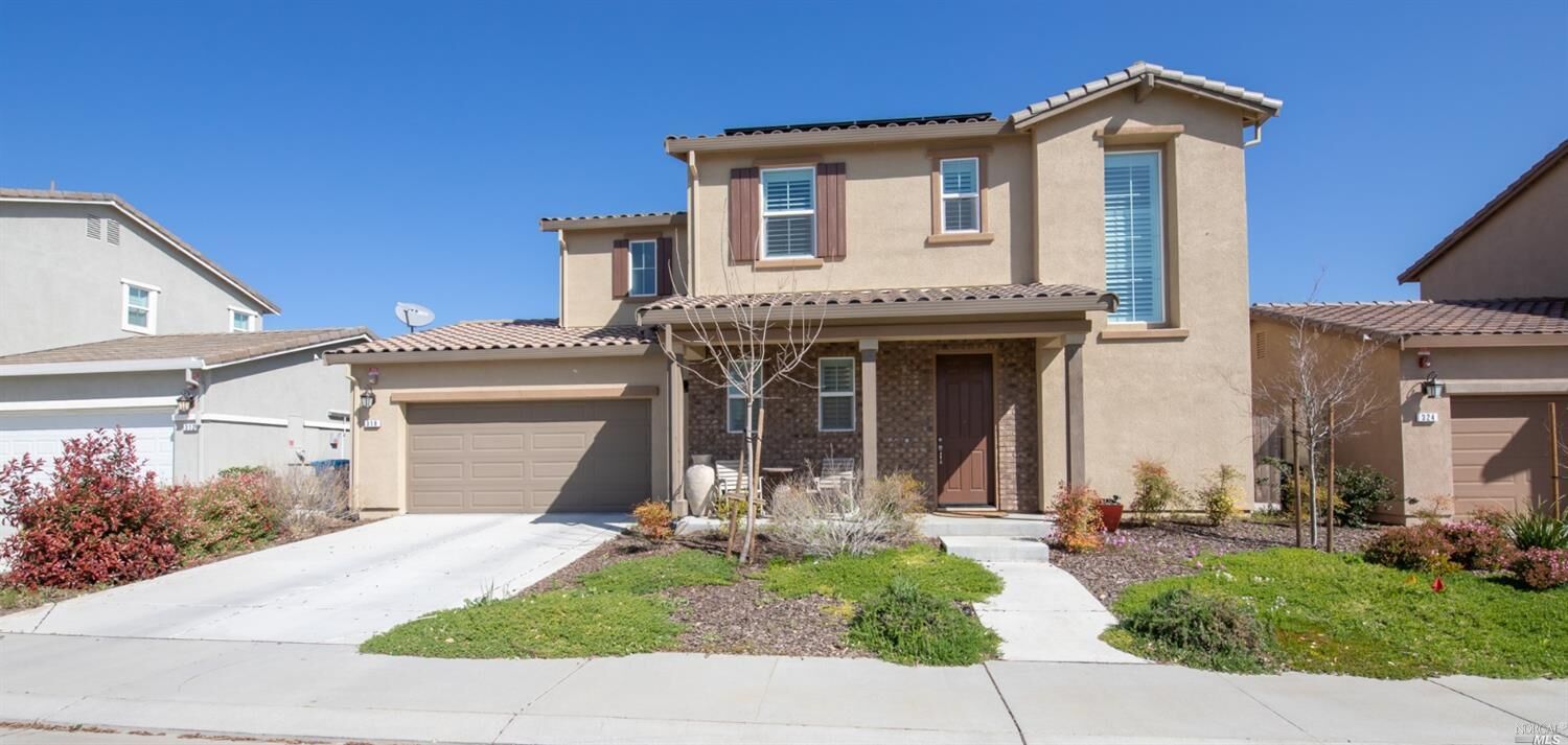 Property Photo: 318 Primrose Drive CA 95687