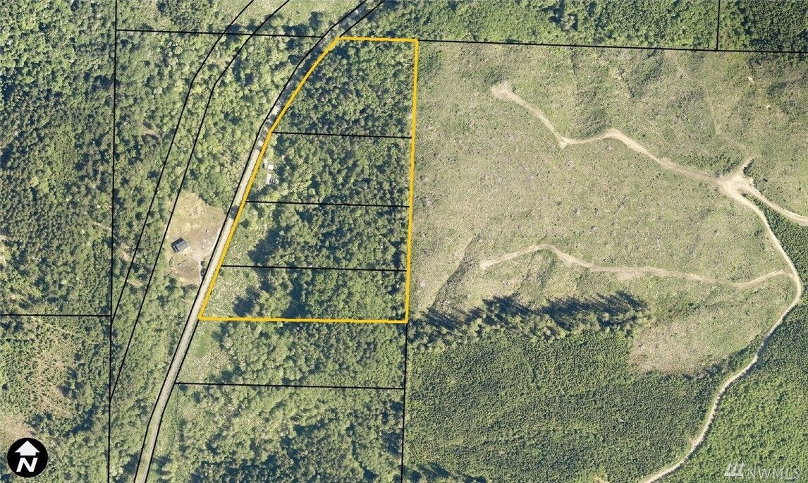 Property Photo: 2904 Little Hanaford Rd WA 98531