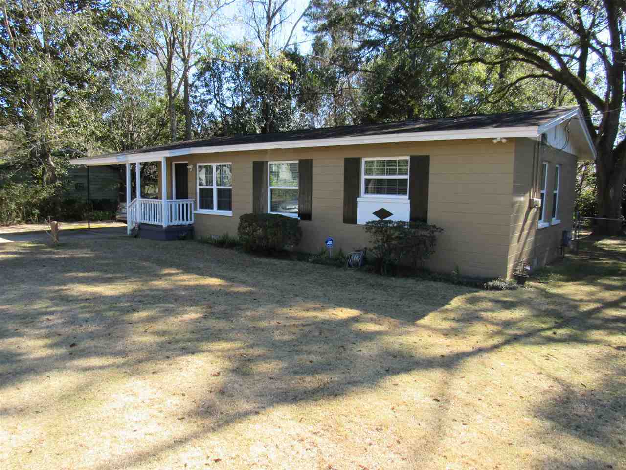 Property Photo:  1813 Mayhew Street  FL 32304 