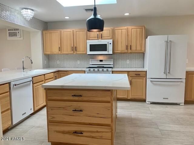 Property Photo:  2414 N 38th Street  AZ 85008 