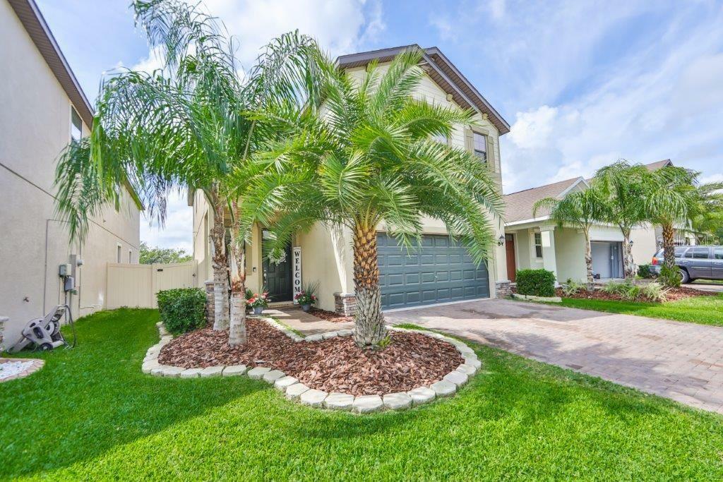 Property Photo:  10159 Newminster Loop  FL 33573 