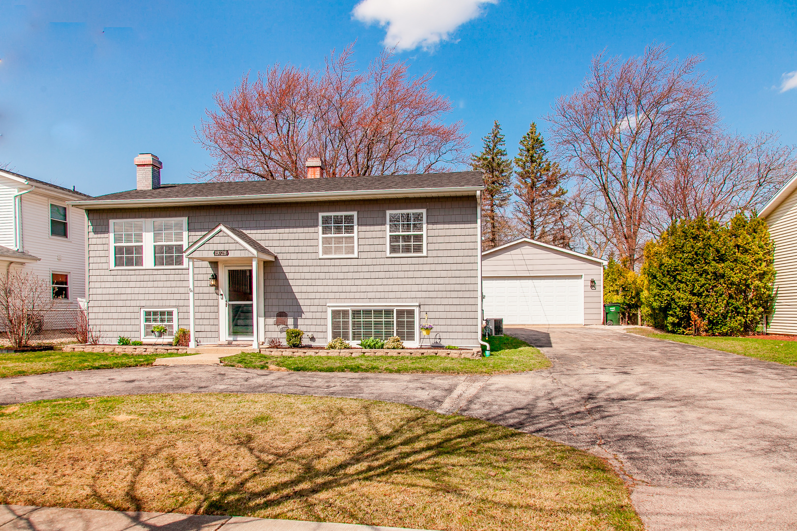 Property Photo: 19728 W Cambridge Road IL 60060