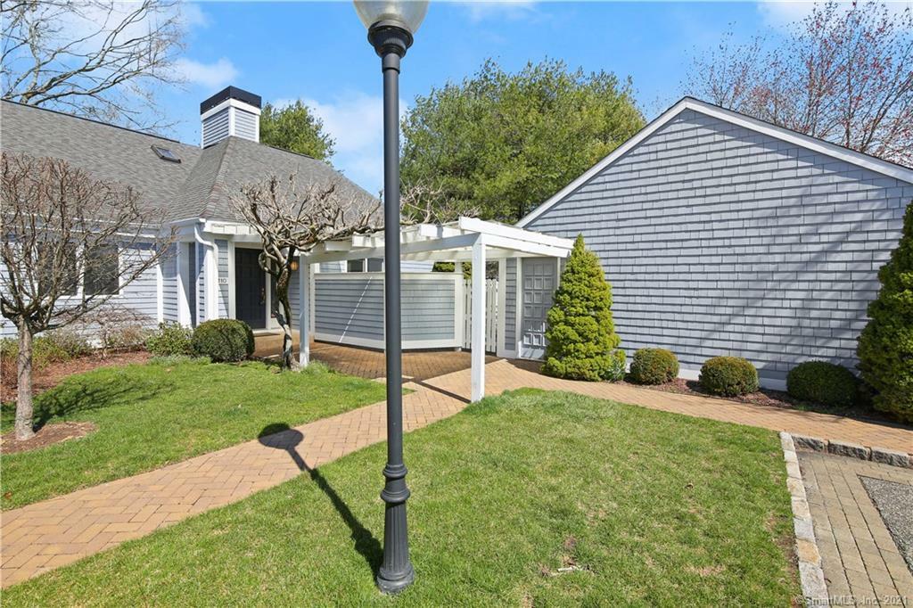 Property Photo: 210 Lansdowne 210 CT 06880