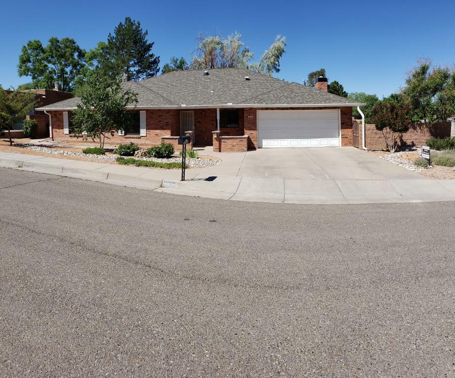 Property Photo:  9800 Lorelei Lane NE  NM 87111 