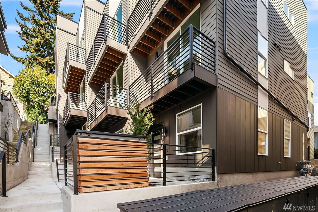 Property Photo: 1913 15th Ave S A WA 98144