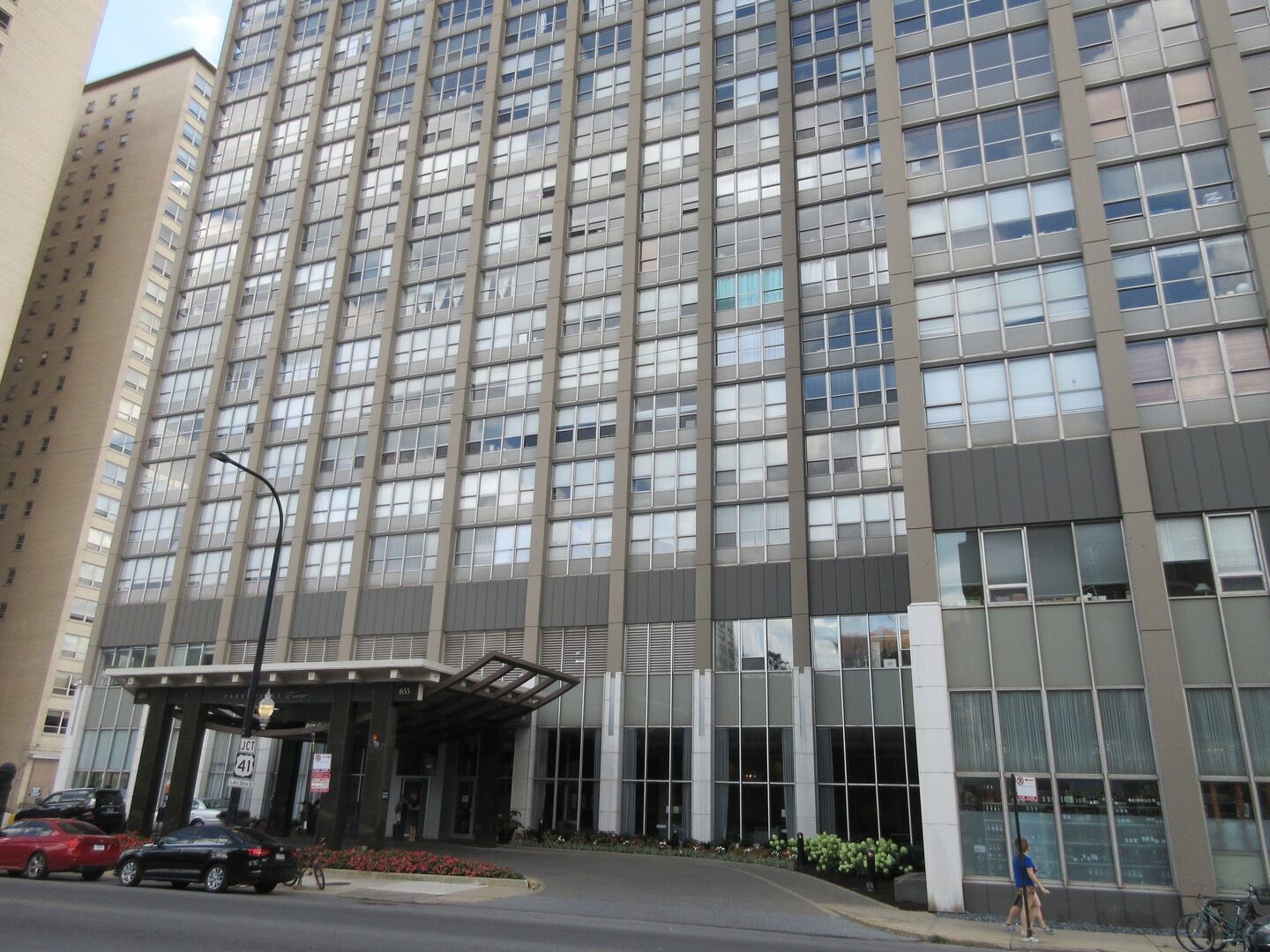 Property Photo:  655 W Irving Park Road 5412  IL 60613 