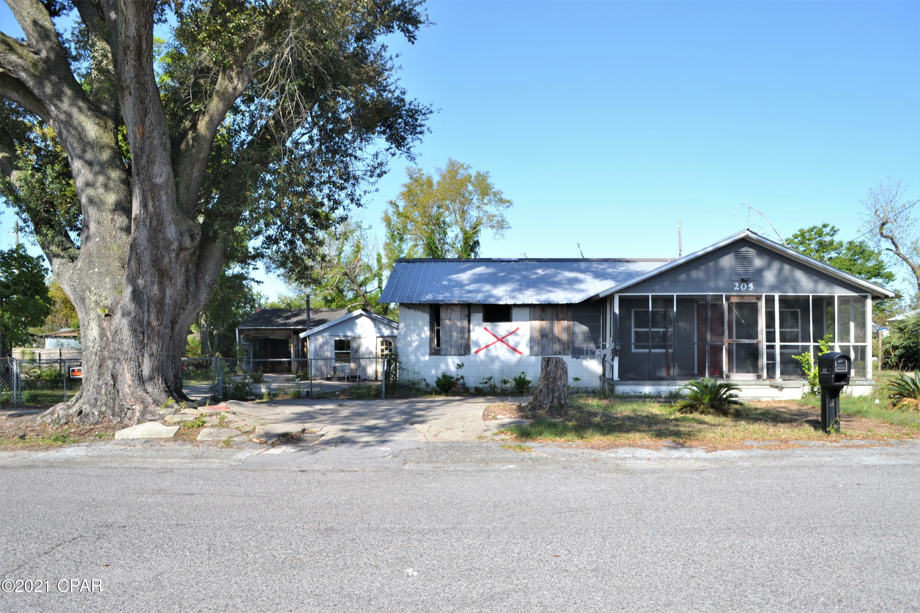 Property Photo:  205 Central Avenue  FL 32401 