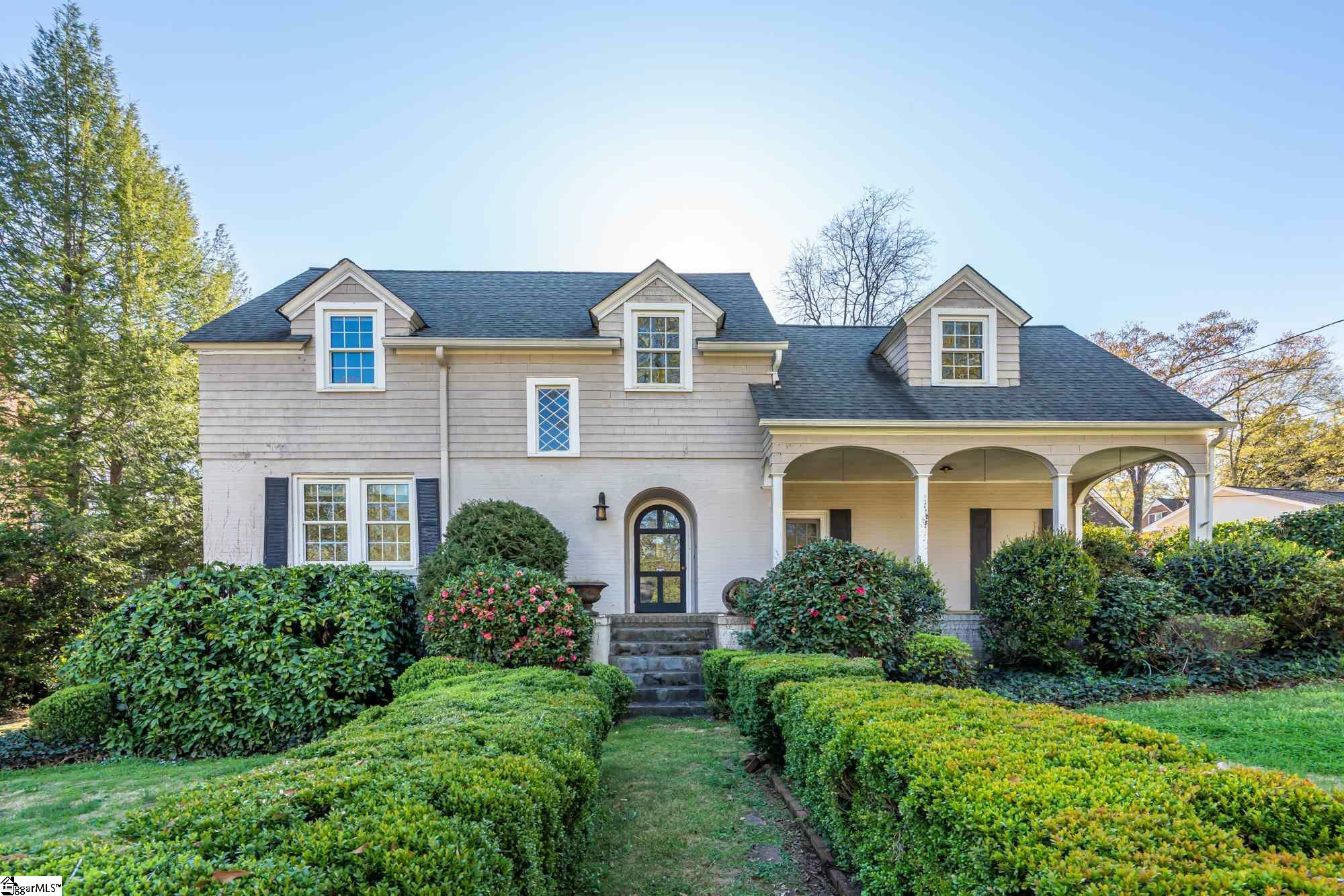 Property Photo: 219 McDaniel Avenue SC 29601