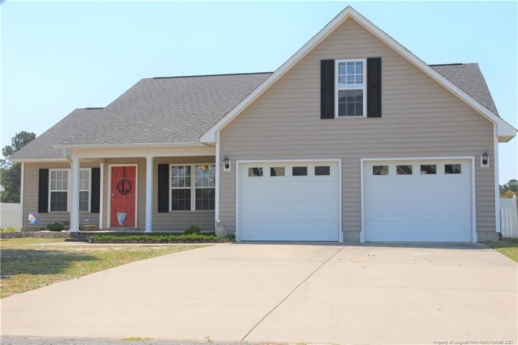 Property Photo:  417 Turret Court  NC 28348 