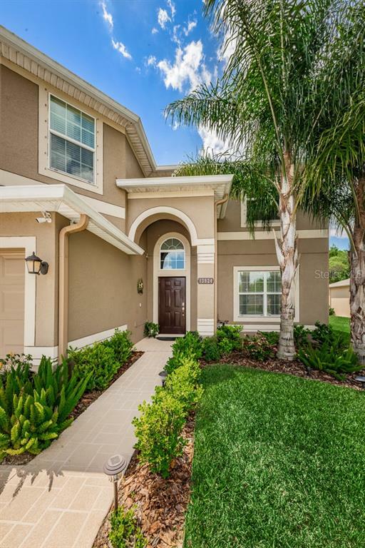 Property Photo:  13924 Bee Tree Court  FL 34669 