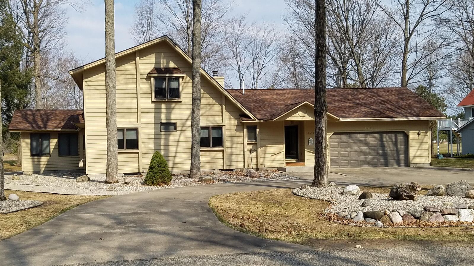 Property Photo:  1822 Mission Hills Lane  MI 49735 