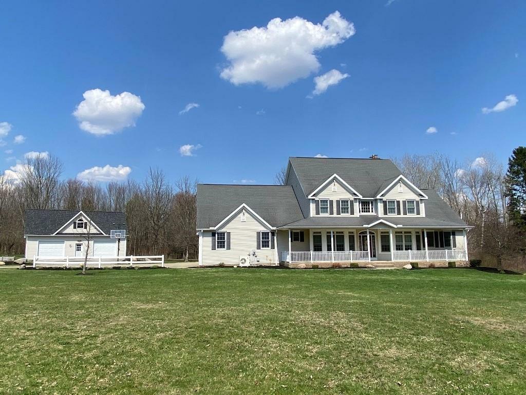 Property Photo:  5450 Old State Road  PA 16412 