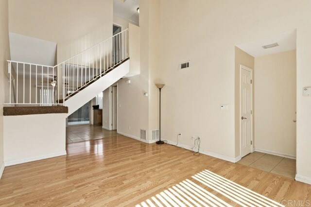 Property Photo:  900 N Citrus Avenue 5  CA 92084 