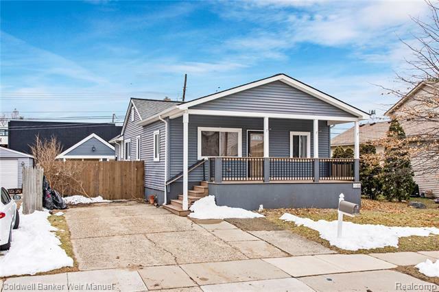Property Photo: 1108 Batavia Avenue MI 48067