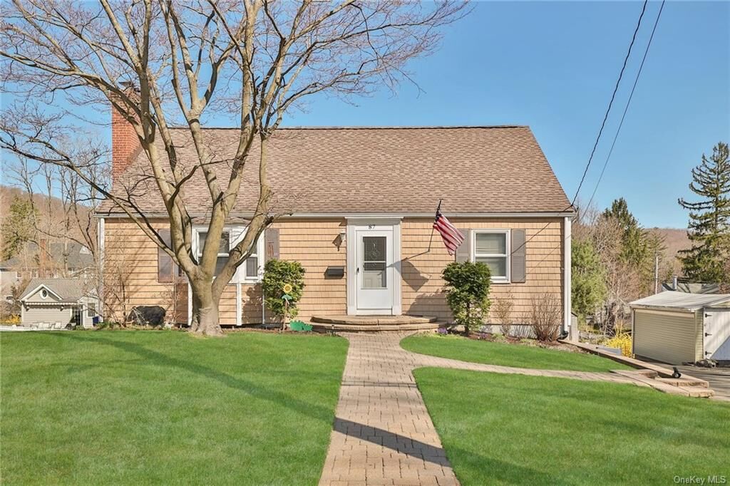 Property Photo:  87 Atlantic Avenue  NY 10532 