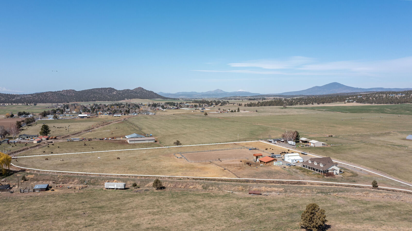 Property Photo:  2357 NE Johnson Creek Road  OR 97754 