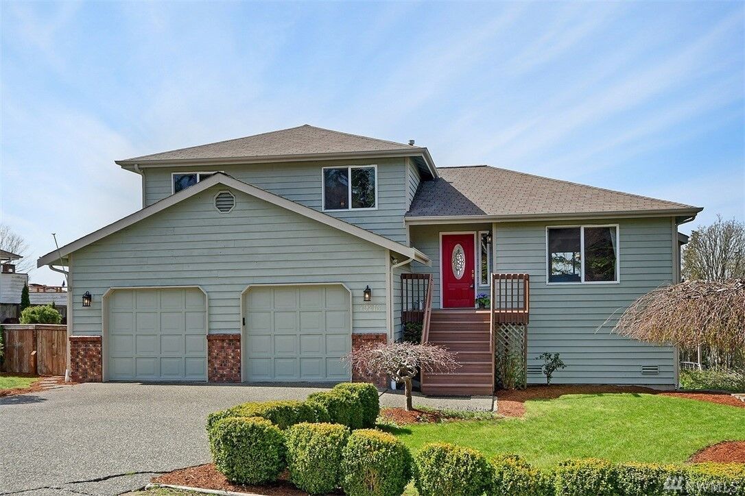 Property Photo:  19218 95th Ave NW  WA 98292 