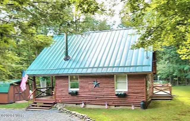 Property Photo:  8 Big Spring Lane  PA 18436 