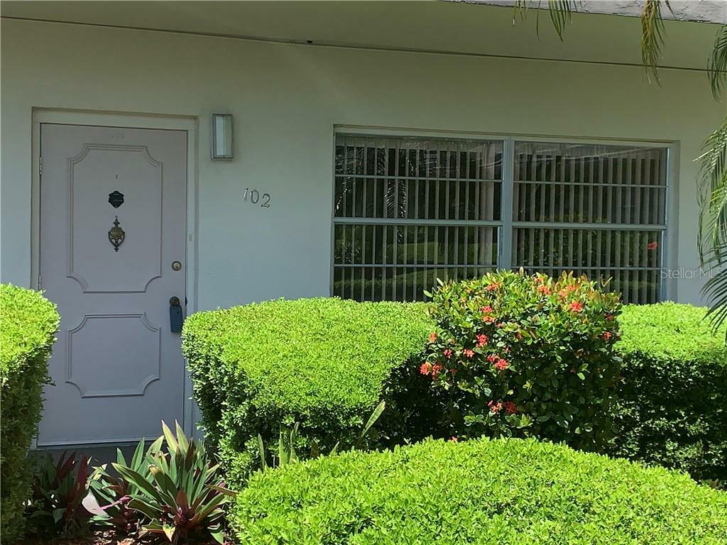 Property Photo: 5750 80th Street N D102 FL 33709