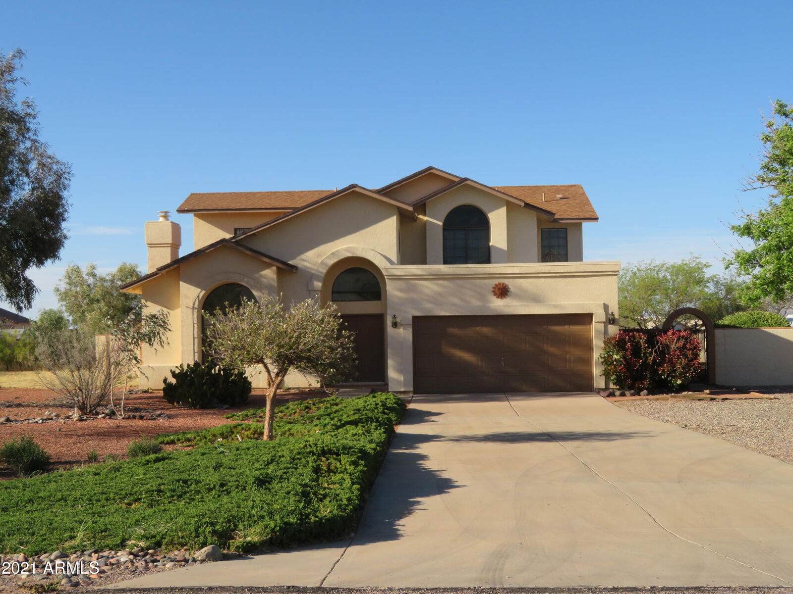 Property Photo: 2609 E Kalispell Avenue AZ 85650