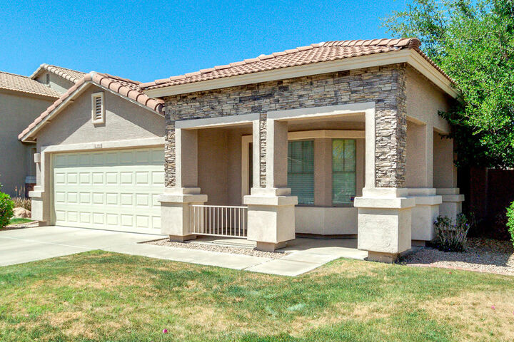 Property Photo:  4410 W Donner Drive  AZ 85339 