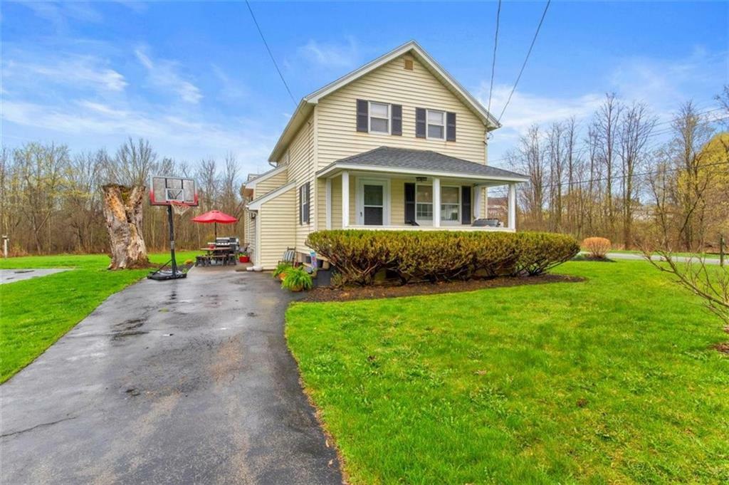 Property Photo:  2121 Whitney Road East  NY 14450 