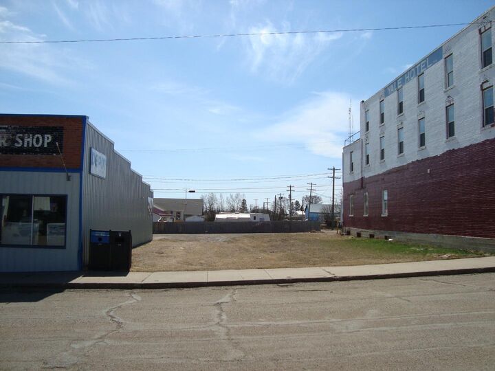 207, 209 Main Street — photo 1
