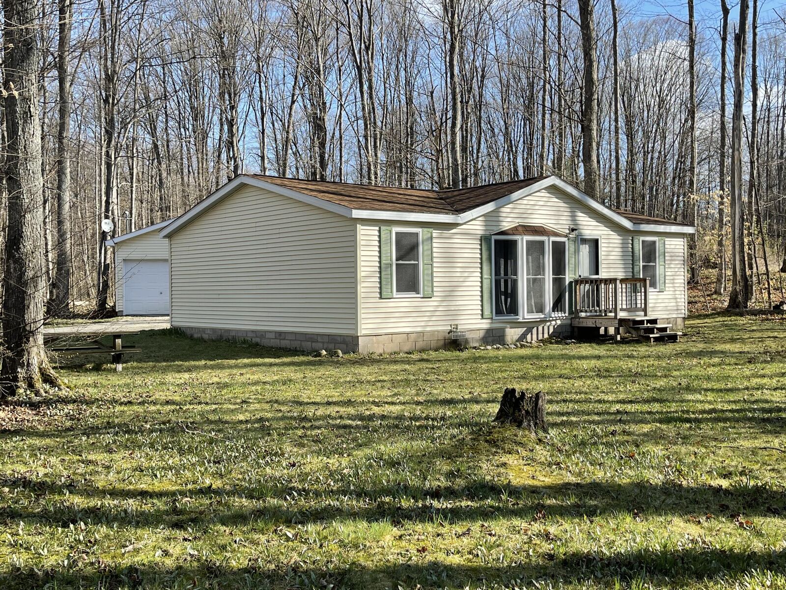 Property Photo: 3410 Birchdale Drive MI 49751