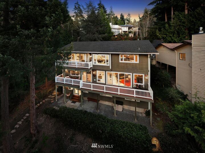 Property Photo:  13400 64th Terrace NE  WA 98034 