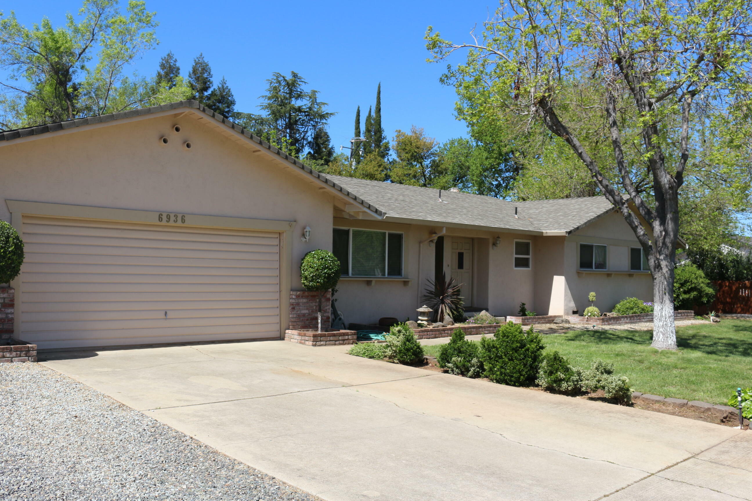 6936 Riata Drive  Redding CA 96002 photo