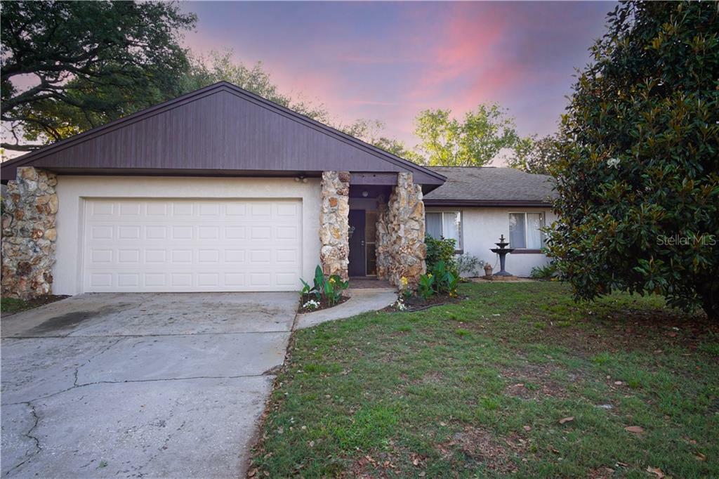 Property Photo: 299 Quail Court FL 32707